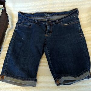 WOMEN'S STRETCH WASH LOOK BLUE 💙 DENIM DIVA NAVY SHORTS SIZE 8